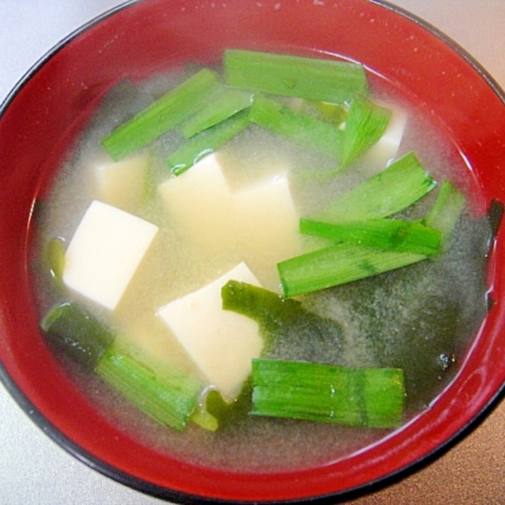 豆腐とわかめニラの味噌汁 レシピ 作り方 By Mint74 楽天レシピ 豆腐とわかめニラの味噌汁 レシピ 作り方 By Mint74 楽天レシピ